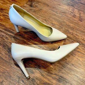 Worn once Michael Kors pumps